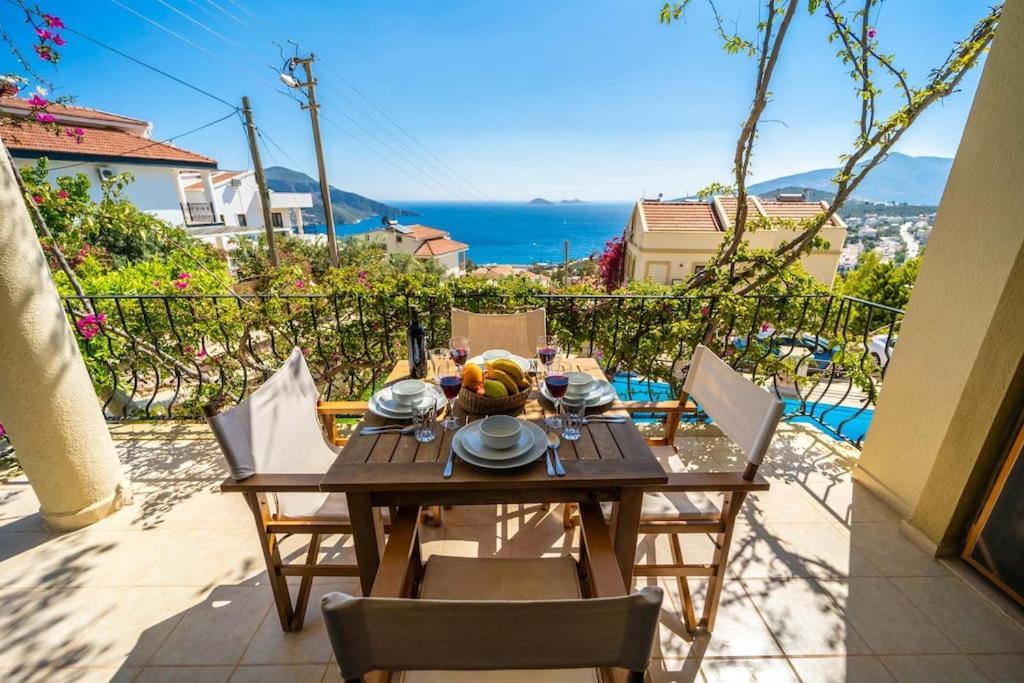 Azure Apartment With Sea View In Καλκάν Εξωτερικό φωτογραφία