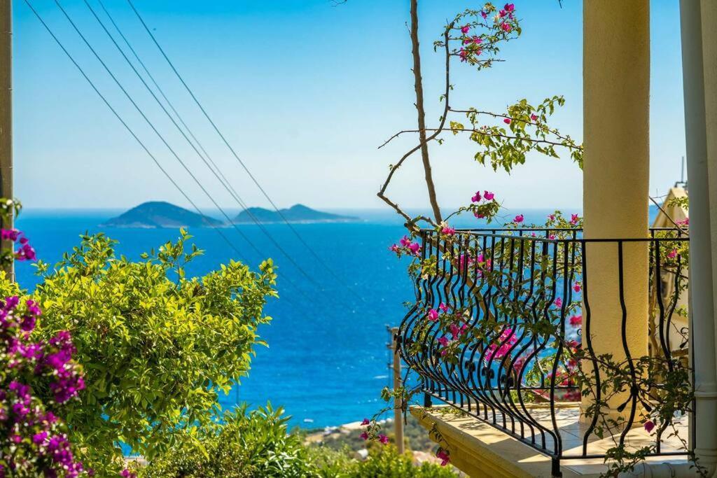 Azure Apartment With Sea View In Καλκάν Εξωτερικό φωτογραφία